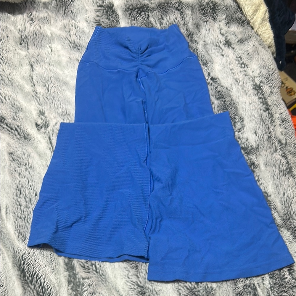 Blue High-Waisted flair leggings